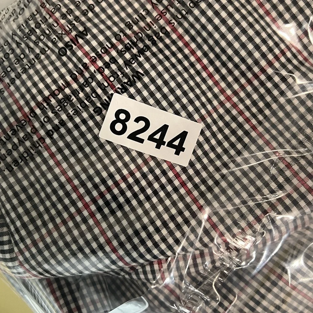 Paisley & Gray 40R Preppy Black and White Checkered Blazer with Red Accents